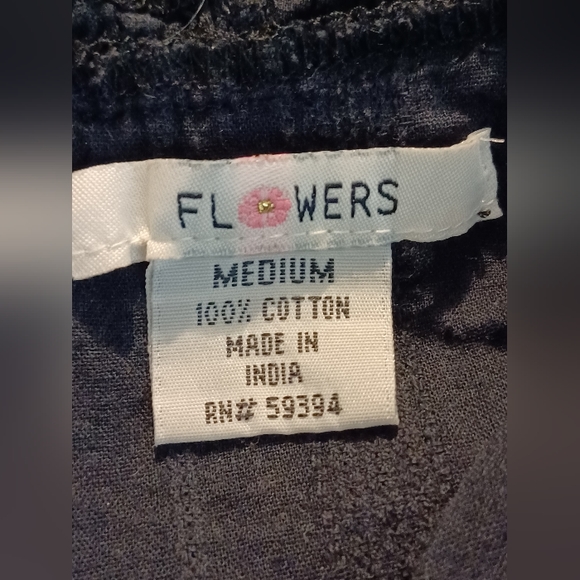 FLOWERS embroidered trim v-neck peplum top - Picture 3 of 6